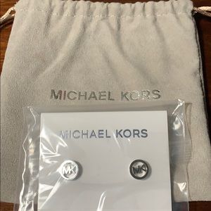 Michael Kors stud earrings NEW NEVER BEEN WORN